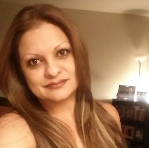 Meet your Posher, Leticia